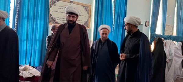 بازدید امام جمعه خلیل آباد از معتکفین مسجد جامع روستای نقاب