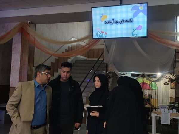 بازدید معاون پرورشی و تربیت بدنی ناحیه سه از دبیرستان مصلی‌نژاد ام البنین 