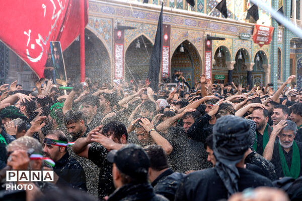 جلوه‌های ویژه از عزاداری هیات چهل اختران قم در روز عاشورا