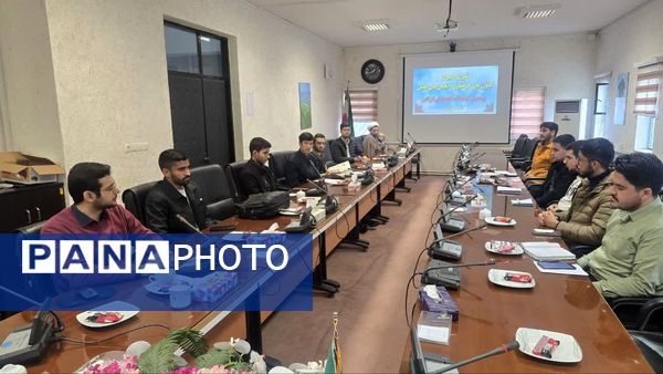 نشست هم‌اندیشی دبیران کانون‌های فرهنگی و انجمن‌های علمی پردیس آیت الله خامنه‌ای گرگان