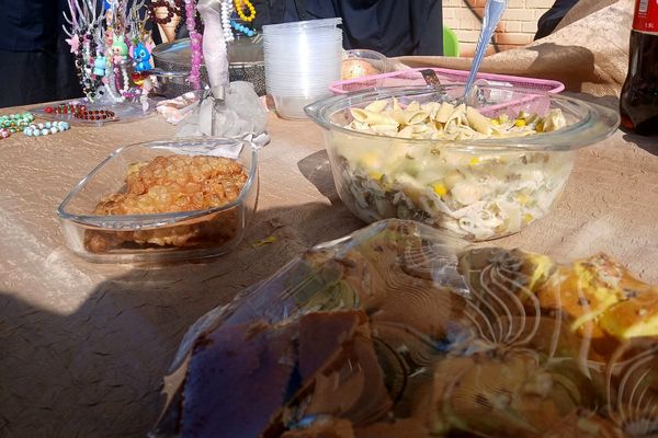 بازارچه کارآفرینی در دبیرستان حجاب