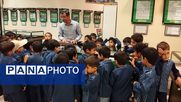 بازدید مدارس شهرستان کاشمر از موزه زیارتگاه شهید آیت الله مدرس (ره)