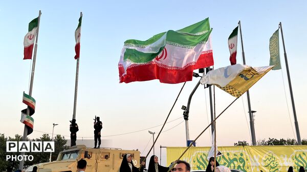 خروش عاشقان امیرالمؤمنین(ع) در مهمانی بزرگ غدیر تهران