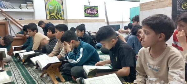 مسجد صاحب‌الزمان فدافن صحنه‌ی شکوفایی معنویت نوجوانان در آیین اعتکاف