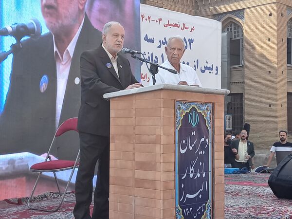 برگزاری جشن یکصدمین سال استقرار دبیرستان ماندگار البرز