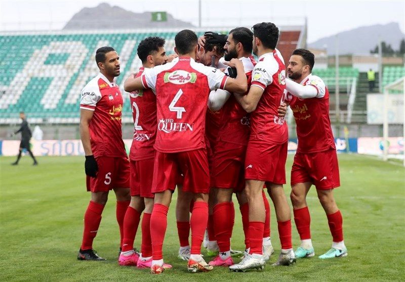 پرسپولیس مقابل ذوب آهن به اندازه انگشتان دو دست موقعیت از دست داد

