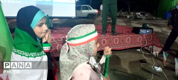 برگزاری اجتماع شبانه در حسینیه شهدای شهر بار 