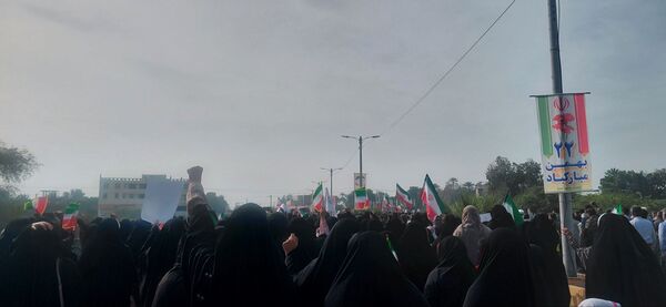 حضور پرشور مردم میناب در راهپیمایی ۲۲ بهمن