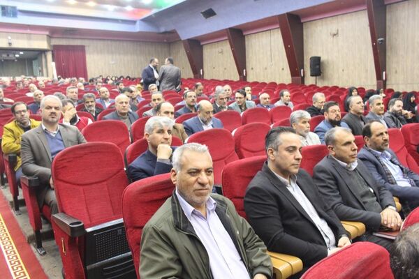 خلاقیت و بهره‌گیری از دانش روز در مدیریت مدارس ضروریست