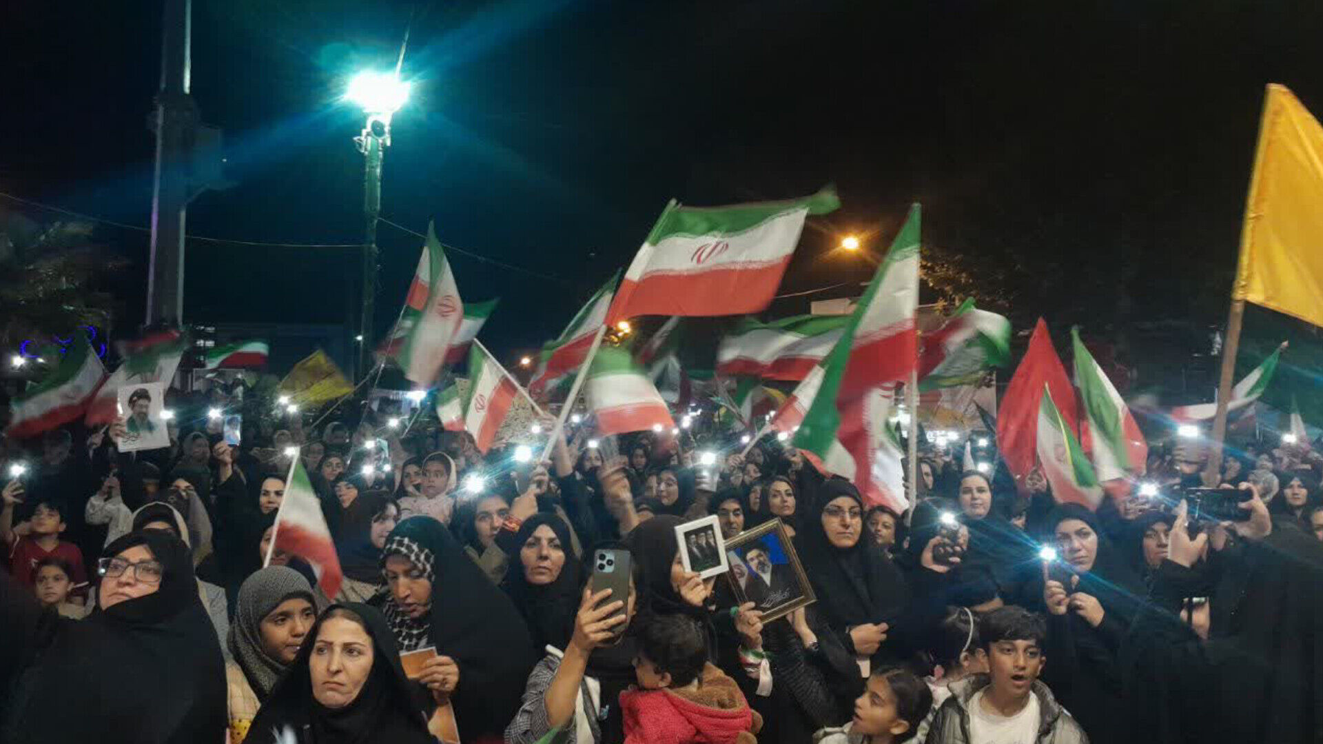موج شصت و چهارم حضور حماسی مردم قهرمان کوهدشت، برای لبیک به ندای رهبر انقلاب اسلامی