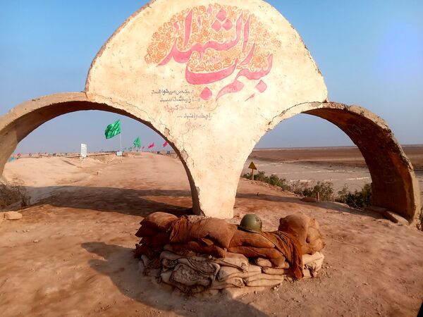بازدید دانش آموزان خادم الشهدا از طلائیه 