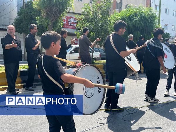 عاشورای حسینی در نور