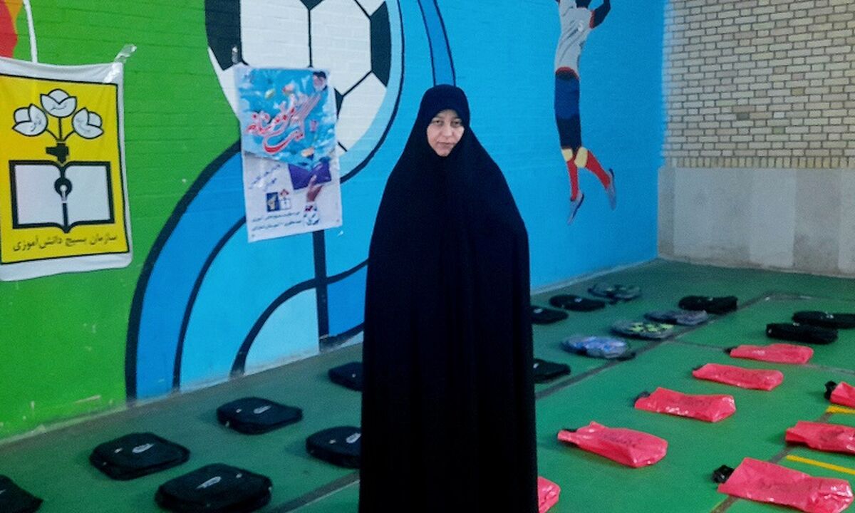 پویش همکلاسی مهربانی ۵ در حوزه بسیج دانش آموزی شهید مطهری اسفراین اجرا شد