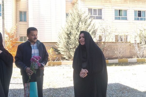 تقدیر از مقام پرستار به‌مناسبت ولادت حضرت زینب کبری (س)