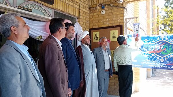 نواختن زنگ مهر و آغاز سال تحصیلی جدید در شهرستان کمیجان