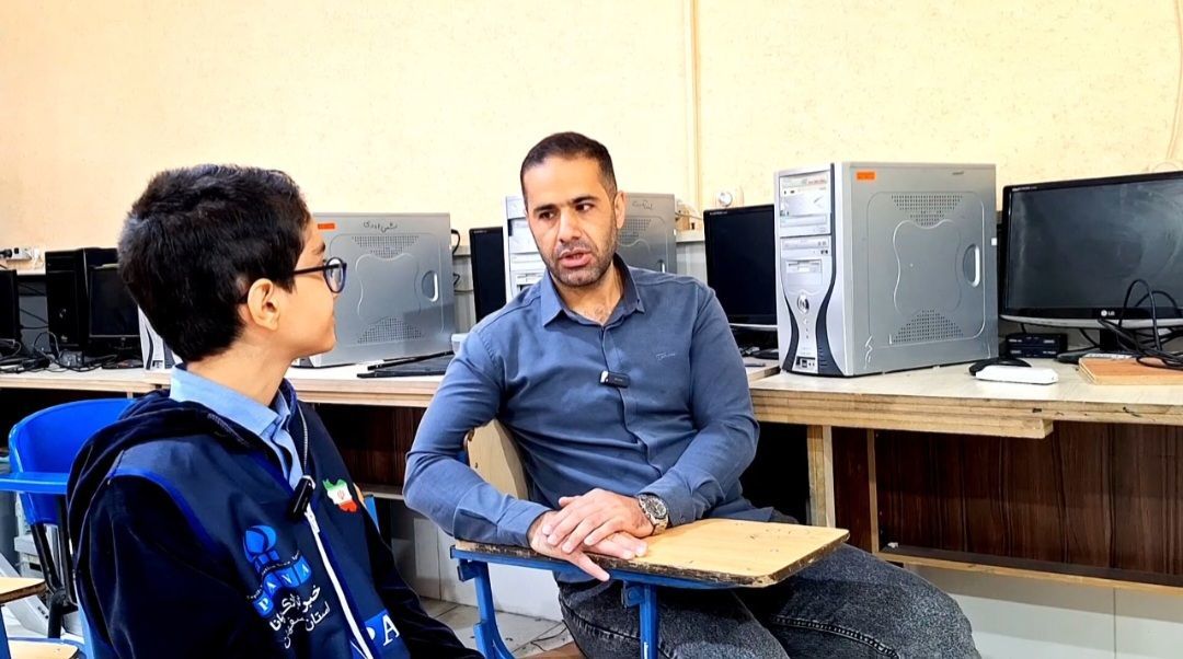 ایجاد فضایی مثبت و حمایتی در کلاس درس می‌تواند انگیزه و عشق به یادگیری را در دانش‌آموزان افزایش دهد