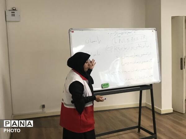 دوره آموزشی مهارت‌های خود‌امدادی و دگر‌‌امدادی در تهران