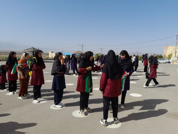 آیین سال تحصیلی جدید در دبیرستان نسیبه شهرستان سملقان