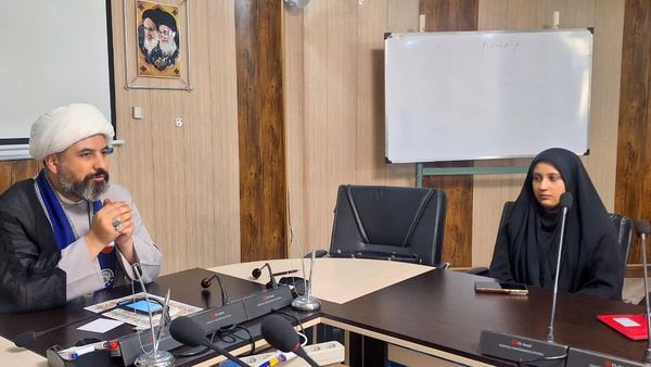 نشست گروه رسانه و فضای مجازی سازمان دانش‌آموزی استان البرز