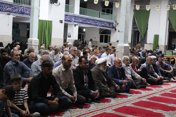 برگزاری مراسم گرامیداشت سالگرد ارتحال امام خمینی (ره) در شهر درق