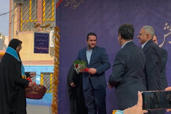 آیین نواختن زنگ پژوهش در ناحیه دو شهرری 