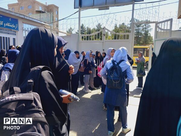 بدرقه پرانرژی هفتمی‌ها؛ از مدرسه تا اردوگاه باغرود