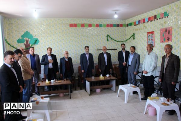 آیین بزرگداشت «خاطره‌سازان» در آموزشگاه شهید جوادی