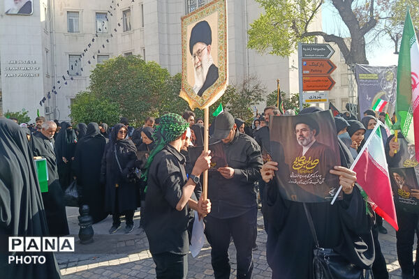 مراسم بیعت با سومین رهبر انقلاب در شیراز 
