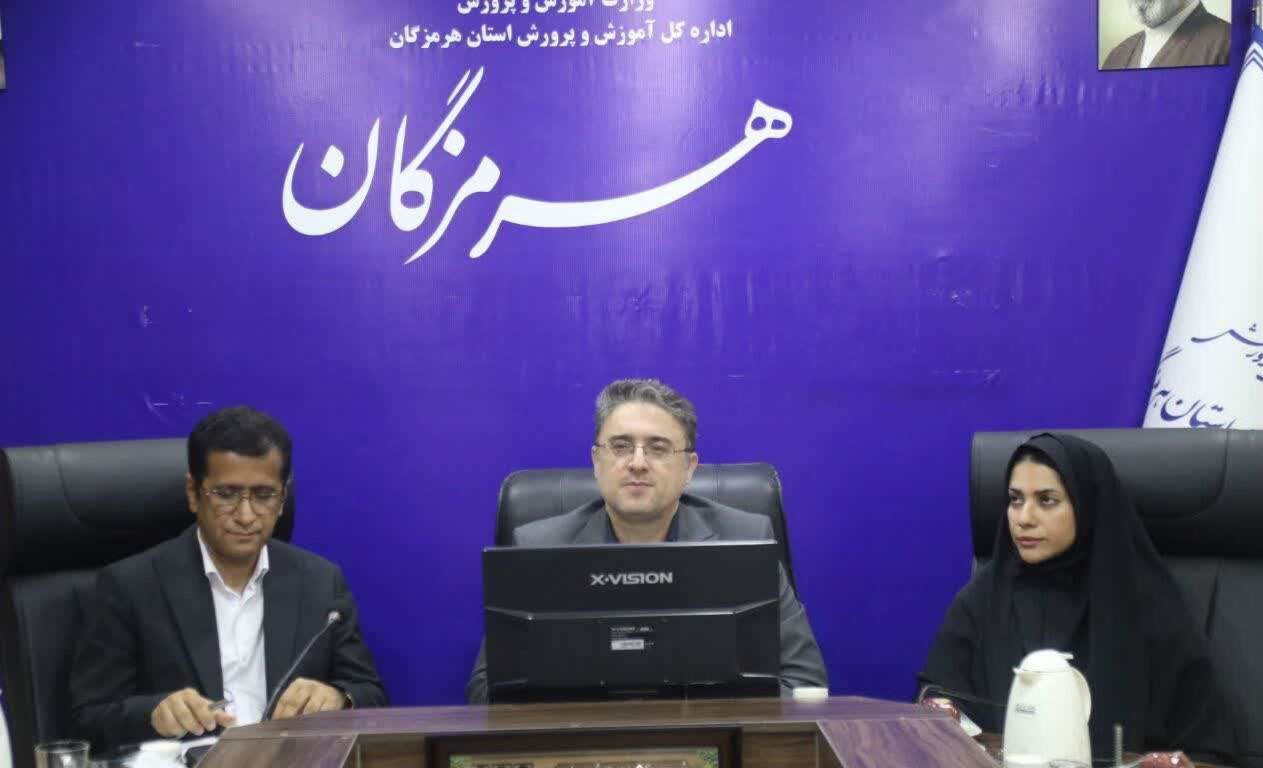 تأکید سرپرست سازمان نهضت سوادآموزی بر گذار از سواد الفبایی به «سواد زندگی»/ نهضت سوادآموزی سکوی یادگیری مادام‌العمر می‌شود