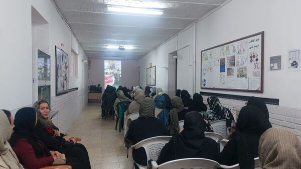 انتخابات انجمن اولیا و مربیان در دبیرستان مستوفی نیشابور 