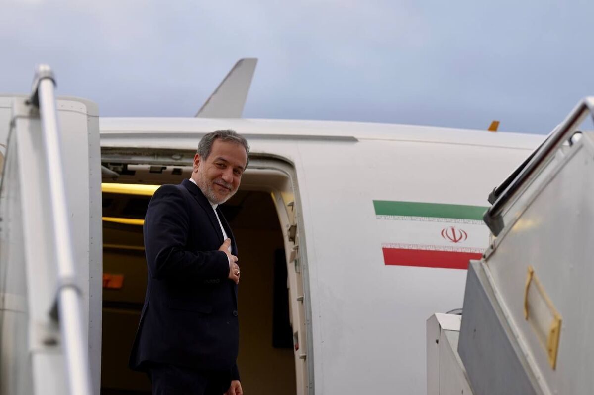 عراقچی وارد هند شد