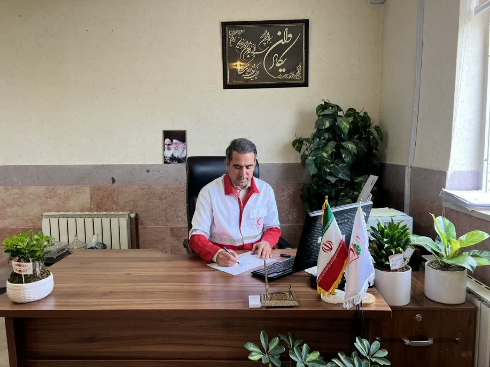 تبریک رئیس جمعیت هلال احمر شهرستان سملقان به مناسبت هفته معلم 