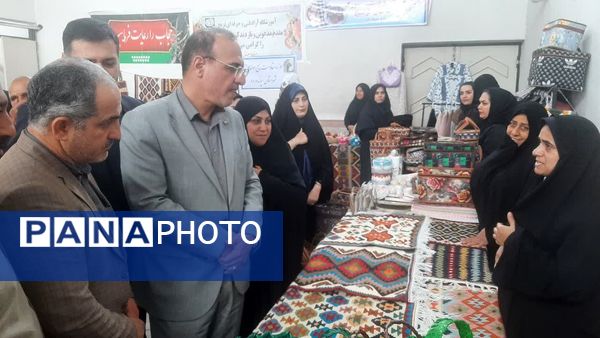 نمایشگاه صنایع دستی و مشاغل خانگی در میاندورود 