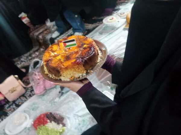 پویش طبخ غذای مقلوبه فلسطینی در قم