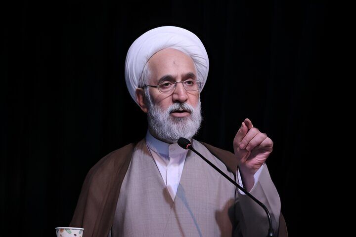 بکارگیری جوانان صالح از اولویت‌های دادستان جدید قم باشد