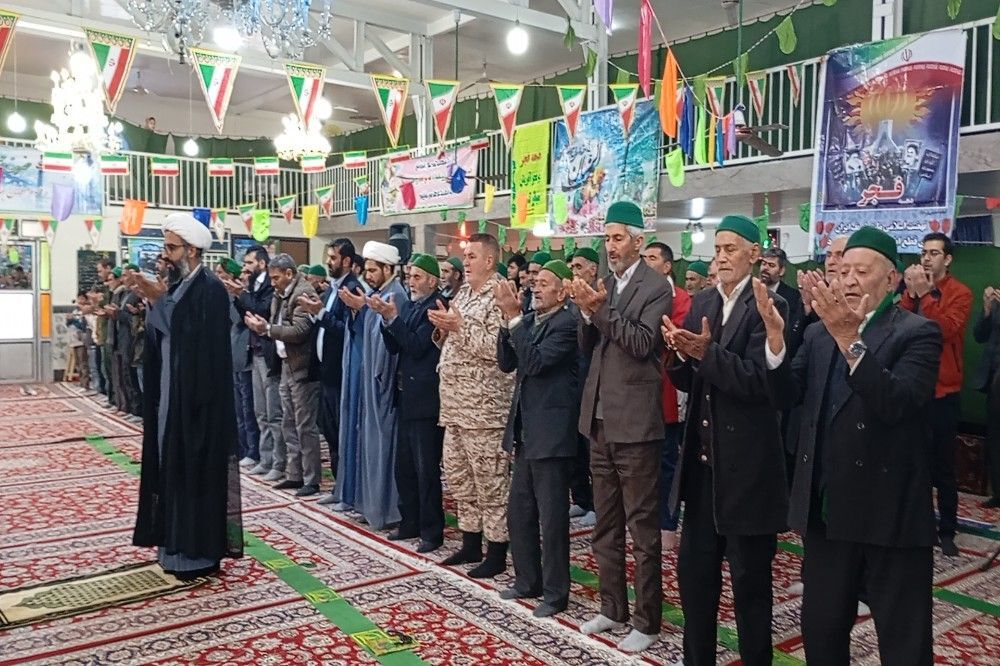 اقامه نماز جماعت ظهر و عصر در روز ۲۲بهمن  شهر بار نیشابور