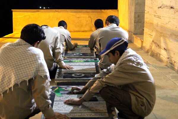خادمی بی‌ریا نخبگان اصفهانی در یادمان سیرانبند نقطه صفر مرزی
