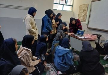 کلاس‌های آموزش طراحی سایت با وردپرس و گویندگی در دبیرستان بشرا فردیس