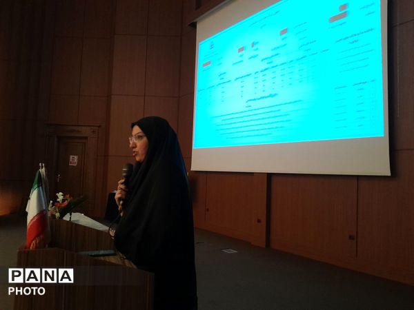 جلسه اولیا مربیان پایه هشتم دبیرستان مصلی نژاد حضرت زهرا 