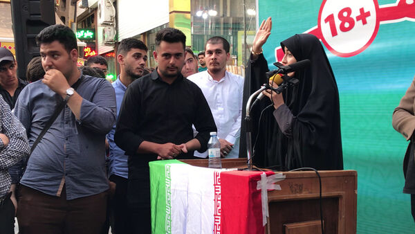 اولین روز تریبون آزاد دانش‌آموزان رأی اولی با عنوان «دورهمی ۱۸+»