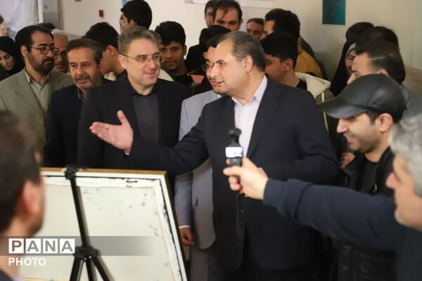 افتتاح نمایشگاه دستاوردهای کانون‌های فرهنگی تربیتی آذربایجان شرقی