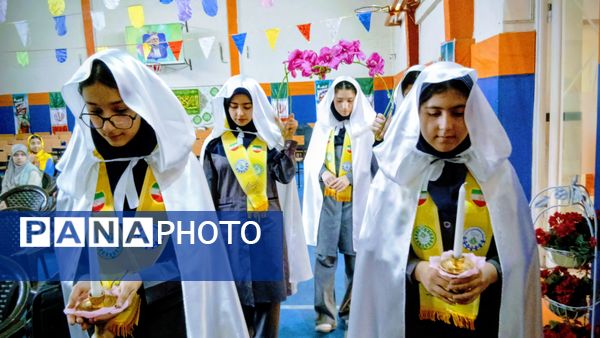 ۲۲بهمن؛ نماد همبستگی و اتحاد مردم ایران است