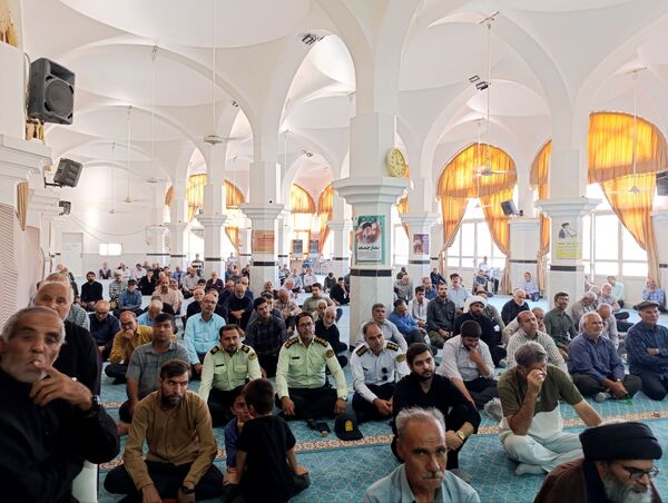 نماز عبادی سیاسی جمعه به امامت امام جمعه موقت شهرستان خلیل آباد