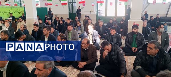 برگزاری باشکوه مراسم حماسه ۹ دی در مصلای مسجد کوهنانی