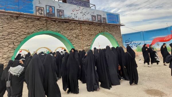 دانش‌آموزان شهرستان‌های جنوبی کرمان در سفر به اهواز از یادمان‌های دفاع مقدس