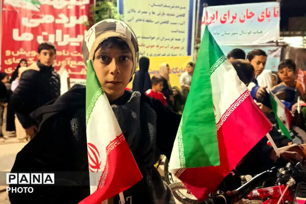 حضور شهروندان شهرستان مانه در اجتماعات شبانه 