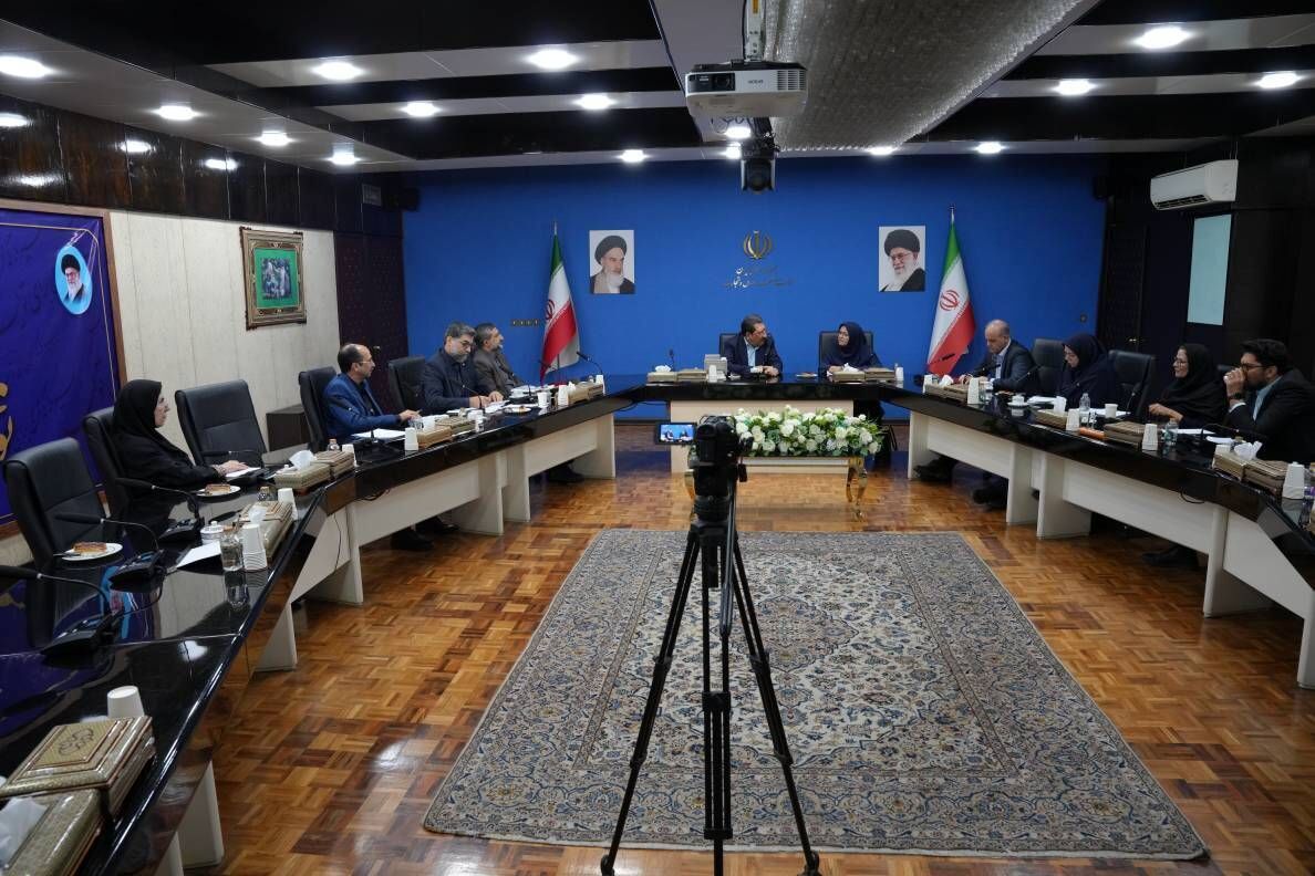 تأکید وزیر صمت بر لزوم همگون‌سازی قوانین با شرایط کنونی تولید