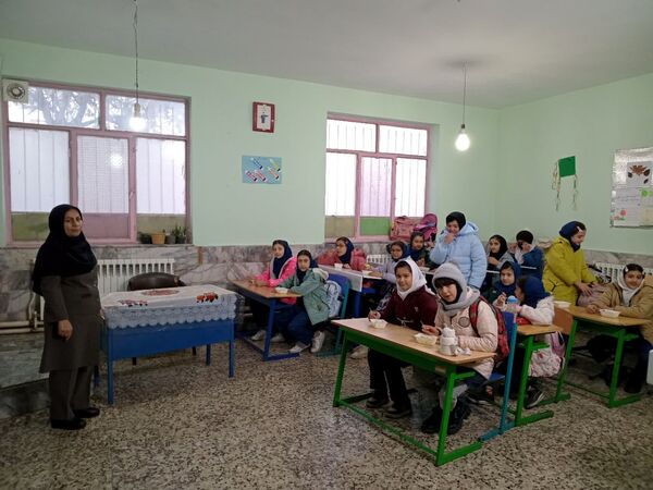 مراسم عزاداری ایام فاطمیه در مدرسه شهید خاقانی شیروان