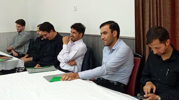 دوره توانمندسازی زیست‌محیطی برای مراقبان سلامت مدارس ابتدایی در چهارمحال و بختیاری