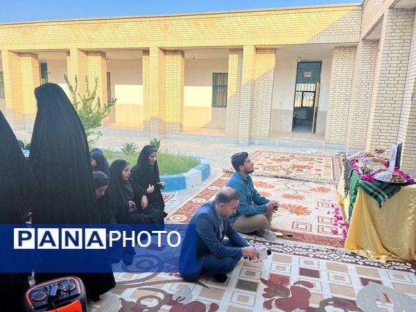 آغاز روز دانش‌آموزان رودخانه با قرائت زیارت عاشورا